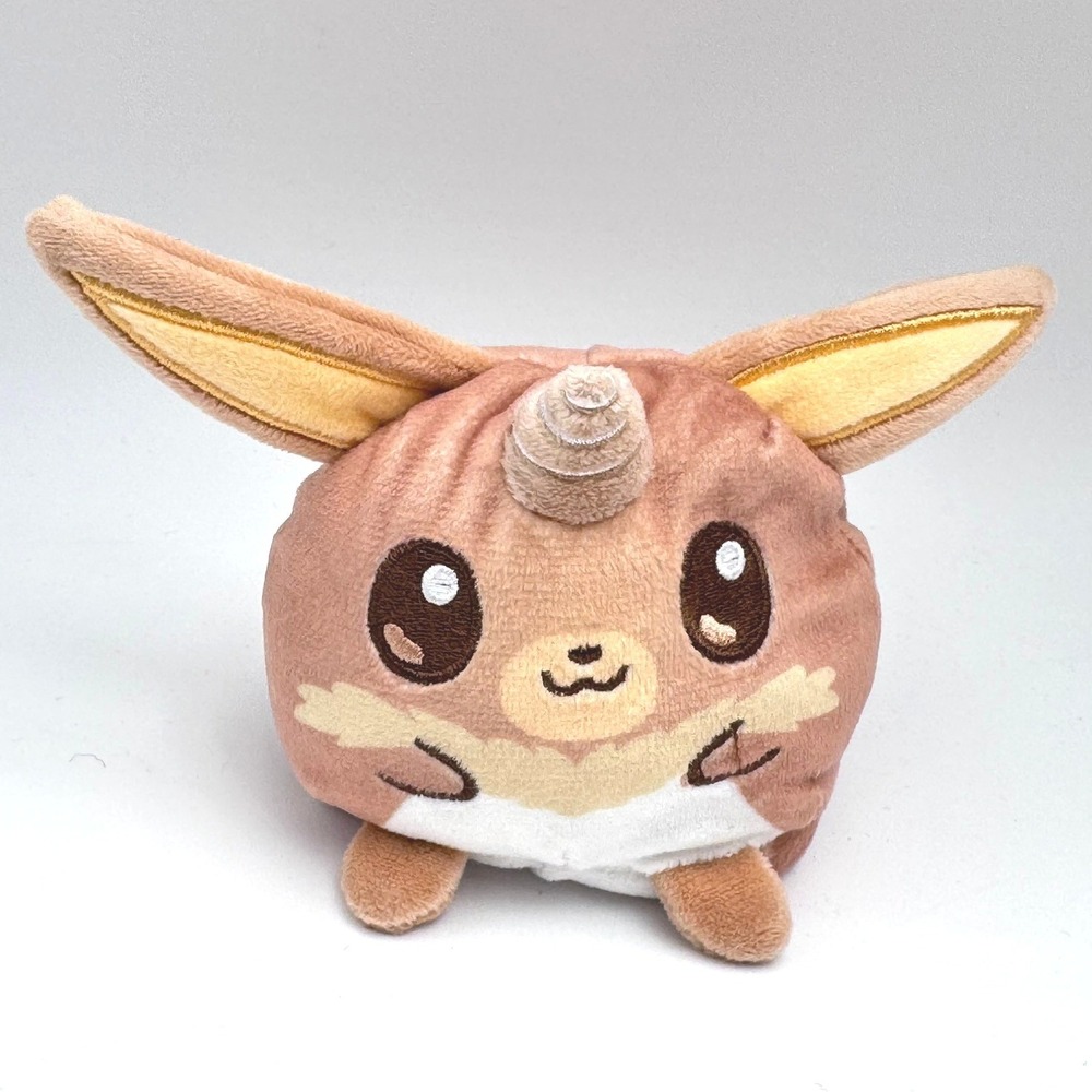 Dungeons & Dragons TeeTurtle Reversible Plushie Almiraj Mystery Box 3 Inch Toy